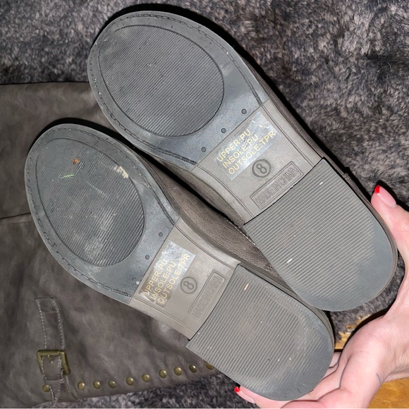 Grey studded riding boots with buckles - Picture 4 of 4